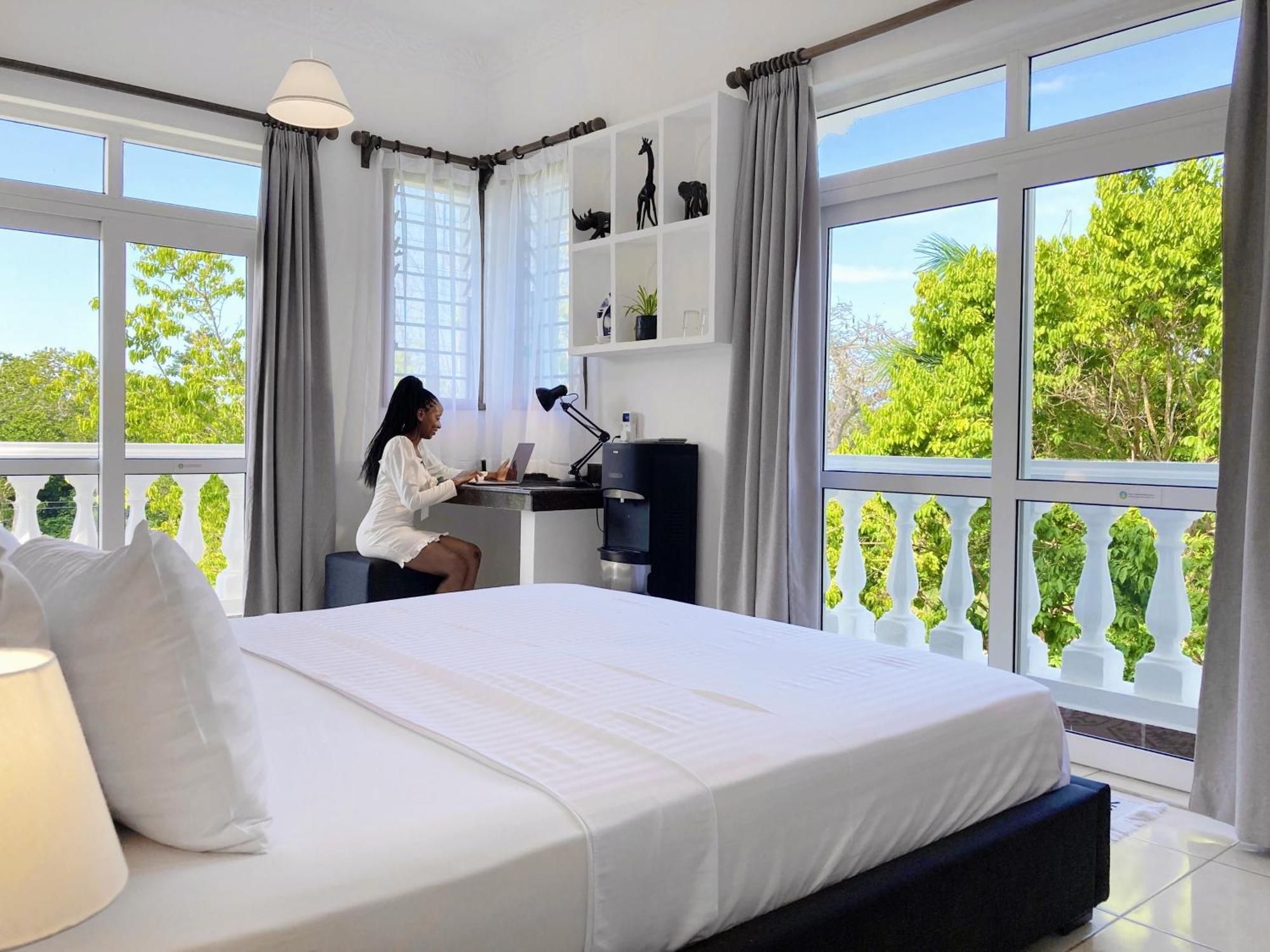 Hilda'S Homestay Diani Beach Εξωτερικό φωτογραφία